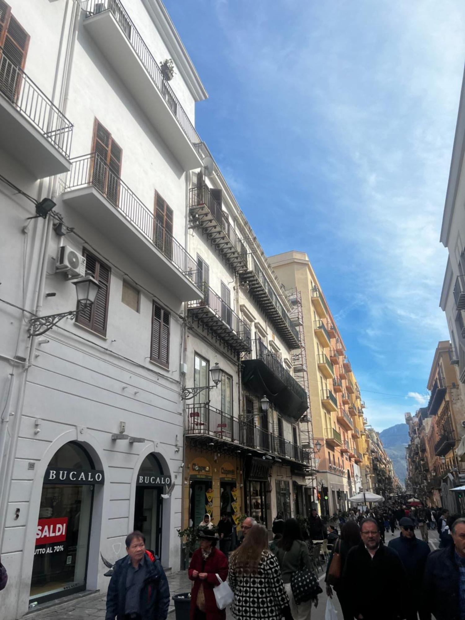 Апартаменты Maqueda Vibes Палермо Экстерьер фото